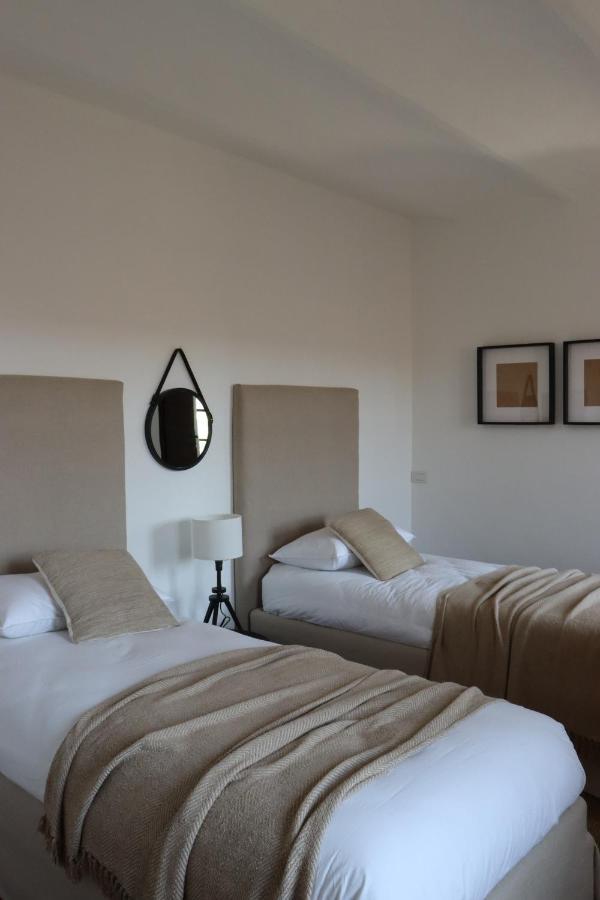 Les Arcs Bed and Breakfast Agrate Conturbia Buitenkant foto