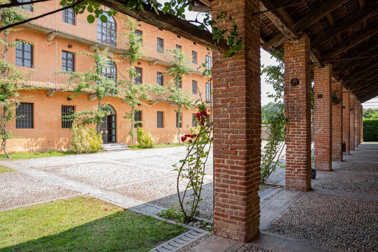 Les Arcs Bed and Breakfast Agrate Conturbia Buitenkant foto
