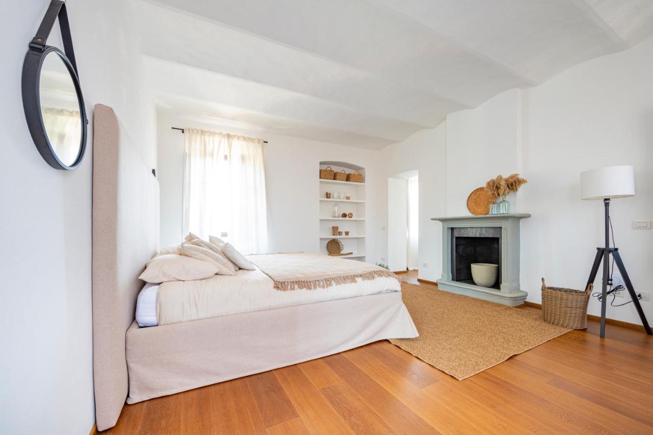 Les Arcs Bed and Breakfast Agrate Conturbia Buitenkant foto